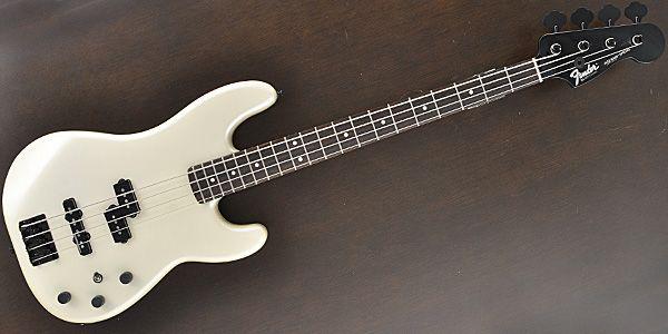 FENDER / Duff Mckagan P Bass アウトレット品