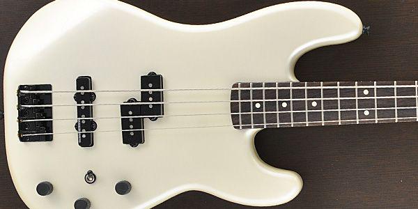 FENDER / Duff Mckagan P Bass アウトレット品