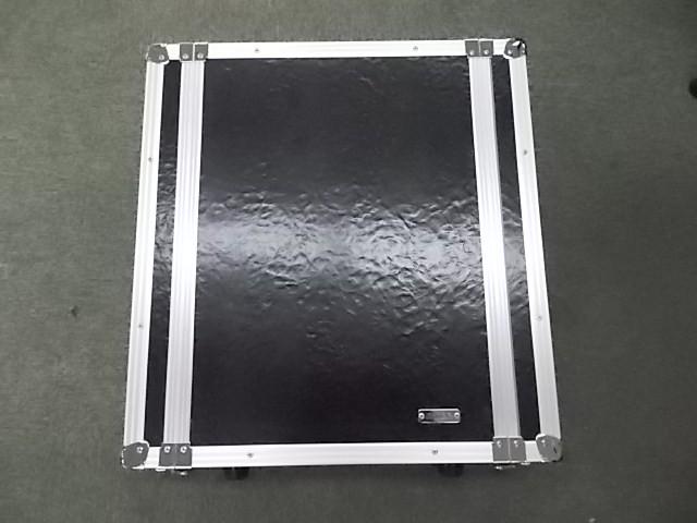 ARMOR (アルモア) / ARMOR A2U 底面に4カ所穴あり C0113