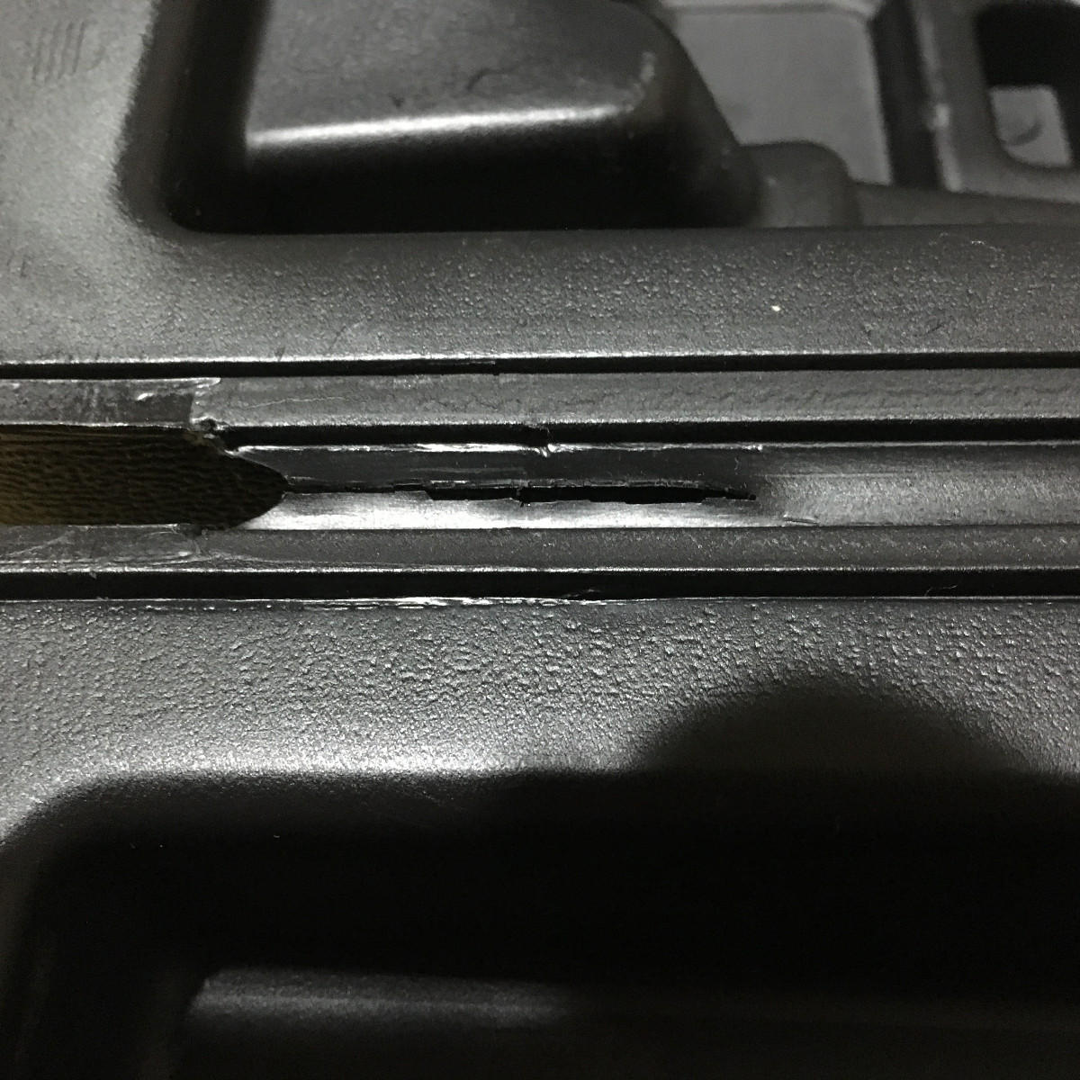 TAMA (タマ) / 【ジャンク】TAMA Iron Cobra 樹脂製ペダルケース ヒンジ部裂けアリ