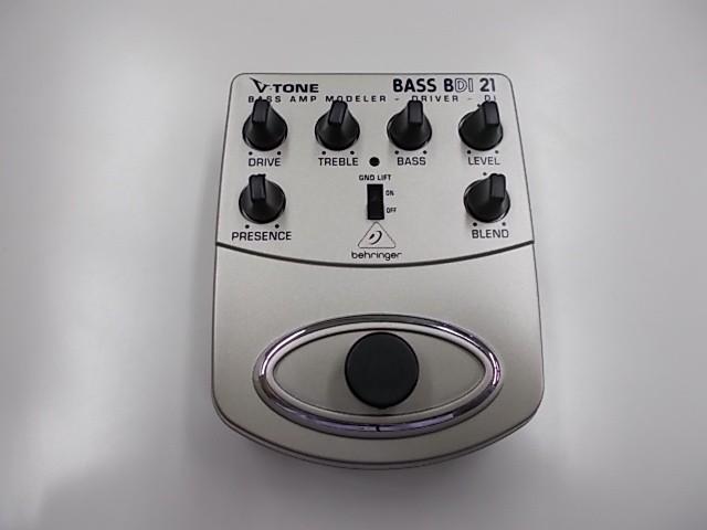 BEHRINGER (ベリンガー) / BDI21 V-Tone Bass ベース用プリアンプDI(ノイズあり) C0201