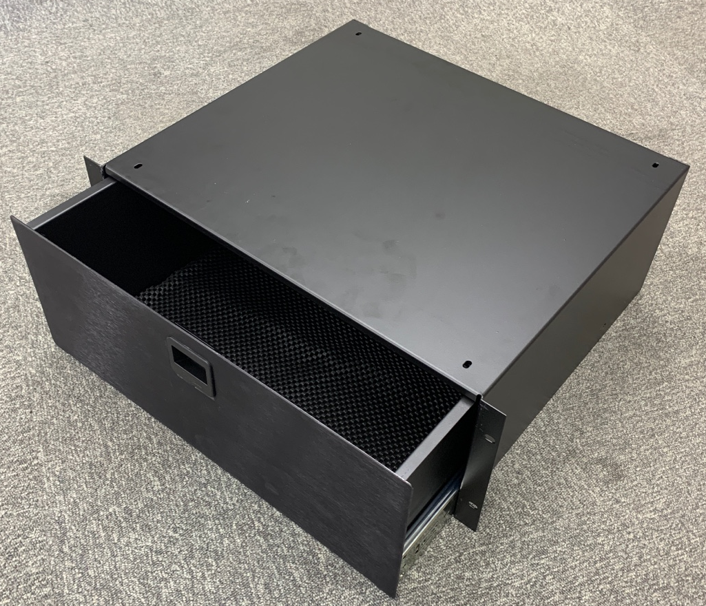 MIDDLE ATLANTIC (ミドルアトランティック) / D4 4Uドロワー 米国製高級アルミ加工仕上げ C326