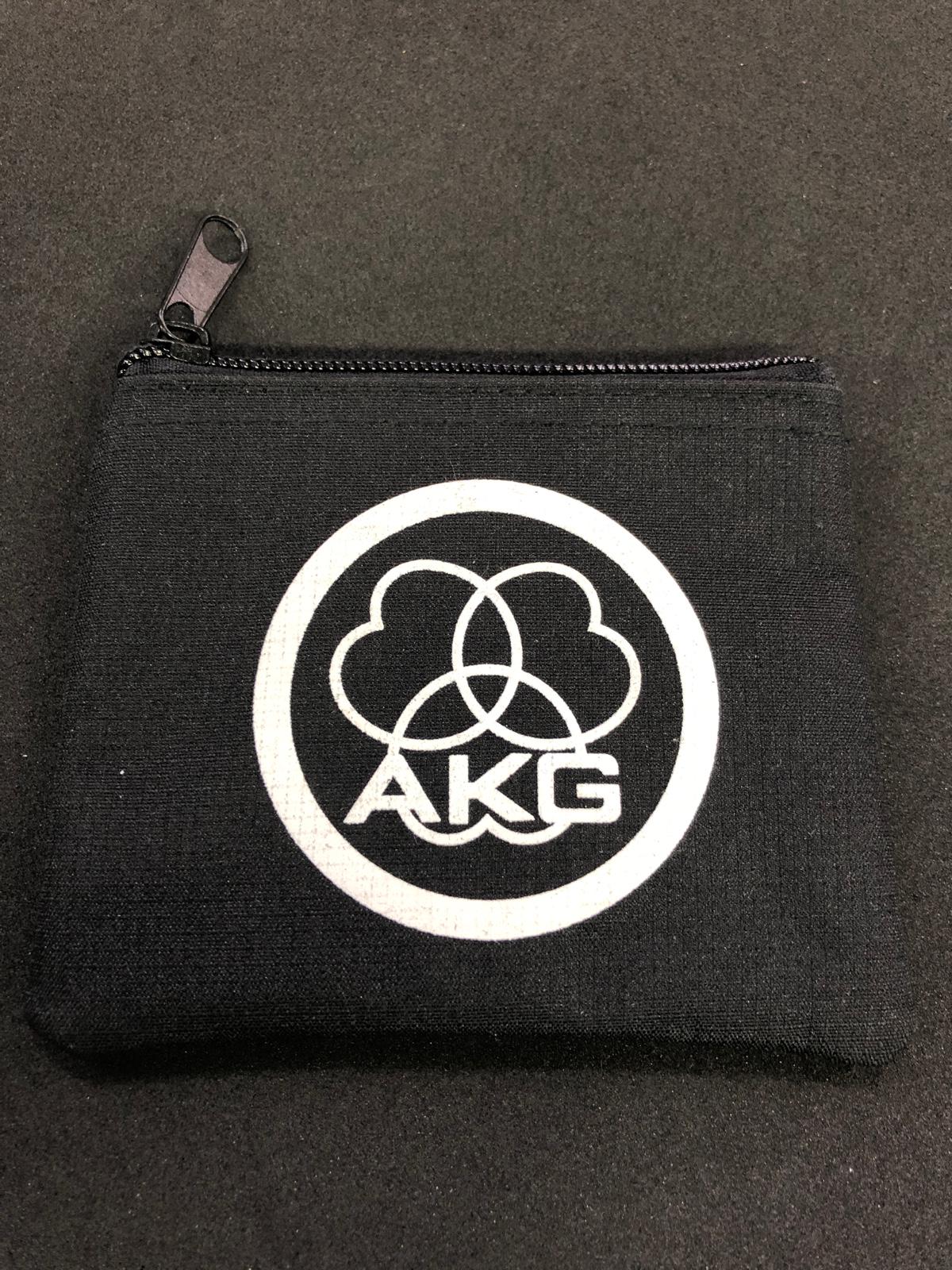 AKG / AKG小物入れ B0221