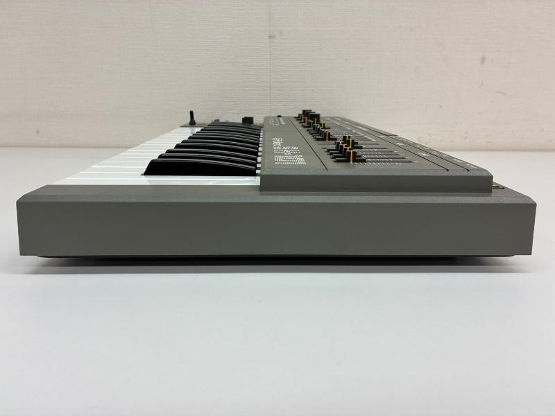 ROLAND (ローランド) / SH-101 アナログシンセサイザー E152