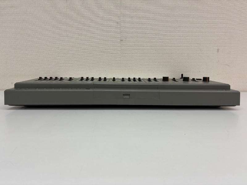 ROLAND (ローランド) / SH-101 アナログシンセサイザー E152
