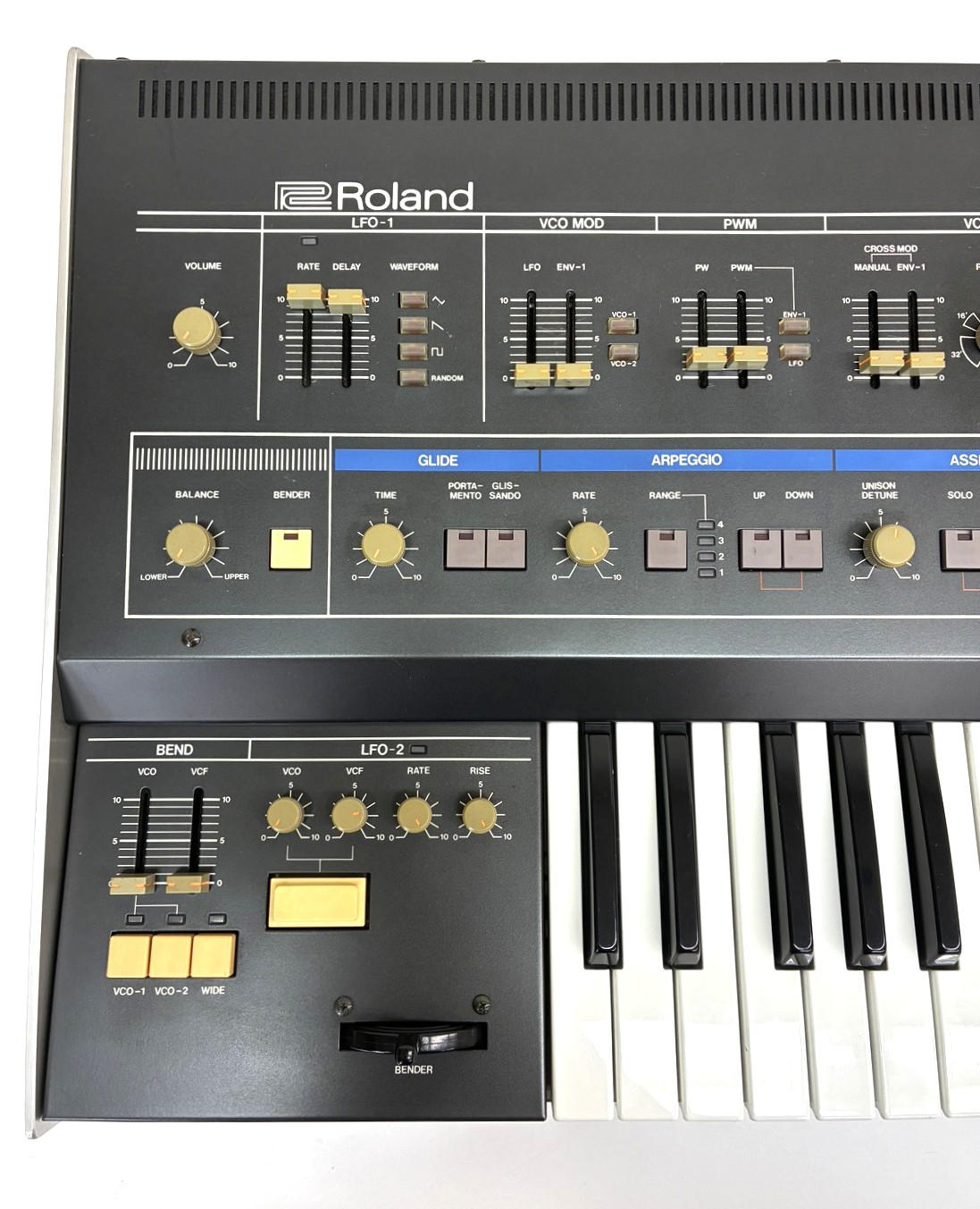 ROLAND (ローランド) / Jupiter-6 アナログシンセサイザー