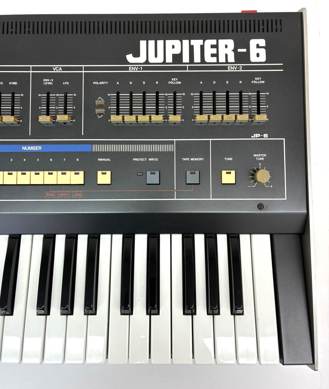 ROLAND (ローランド) / Jupiter-6 アナログシンセサイザー