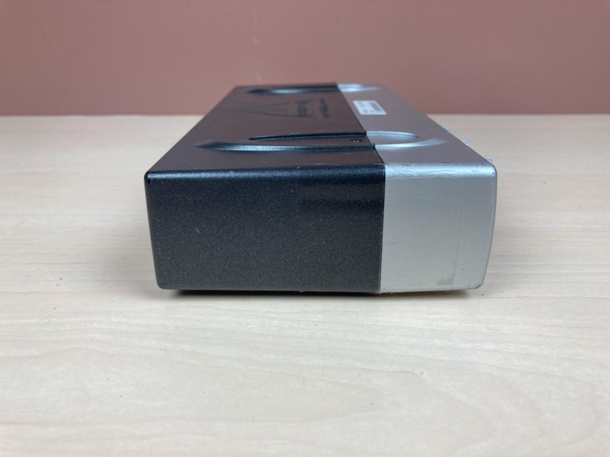 BEHRINGER (ベリンガー) / カラオケマシン・プリアンプ COM800