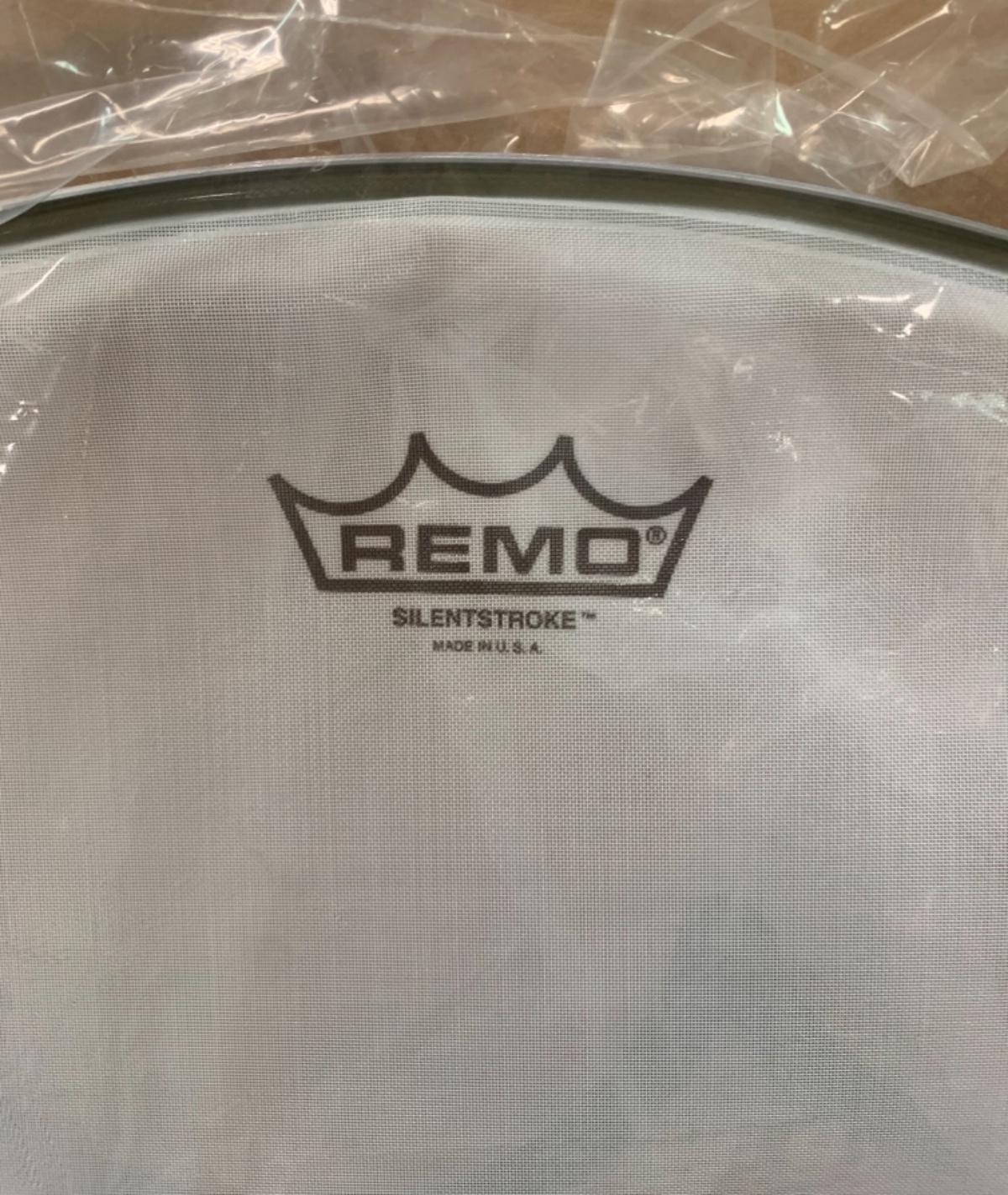 REMO (レモ) / ドラムヘッド 23インチ? A0271