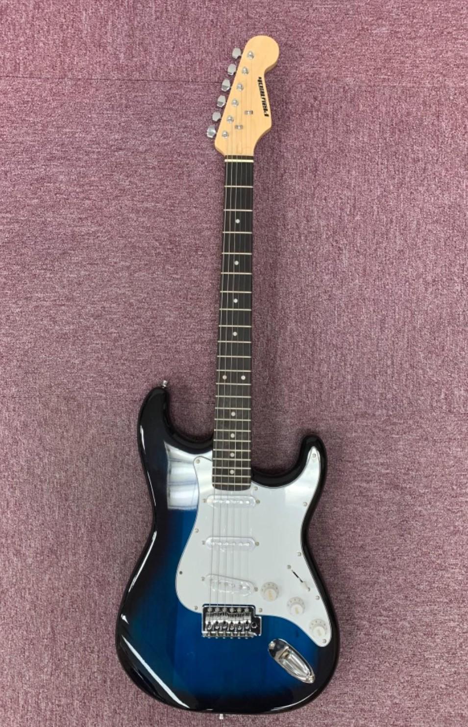 PLAYTECH (プレイテック) / ST250 Rose Blueburst エレキギター A0522