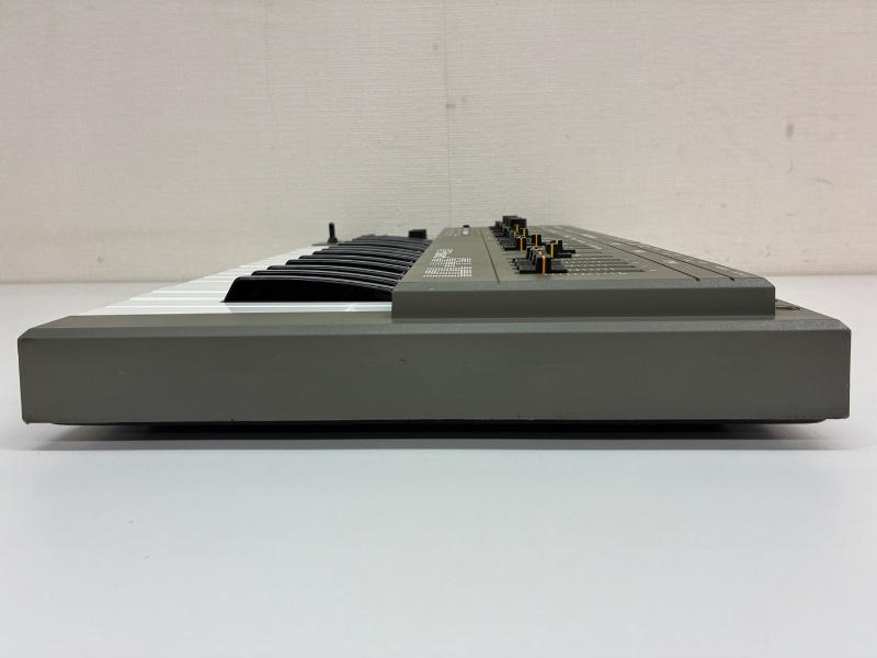 ROLAND (ローランド) / SH-101 アナログシンセサイザー E175
