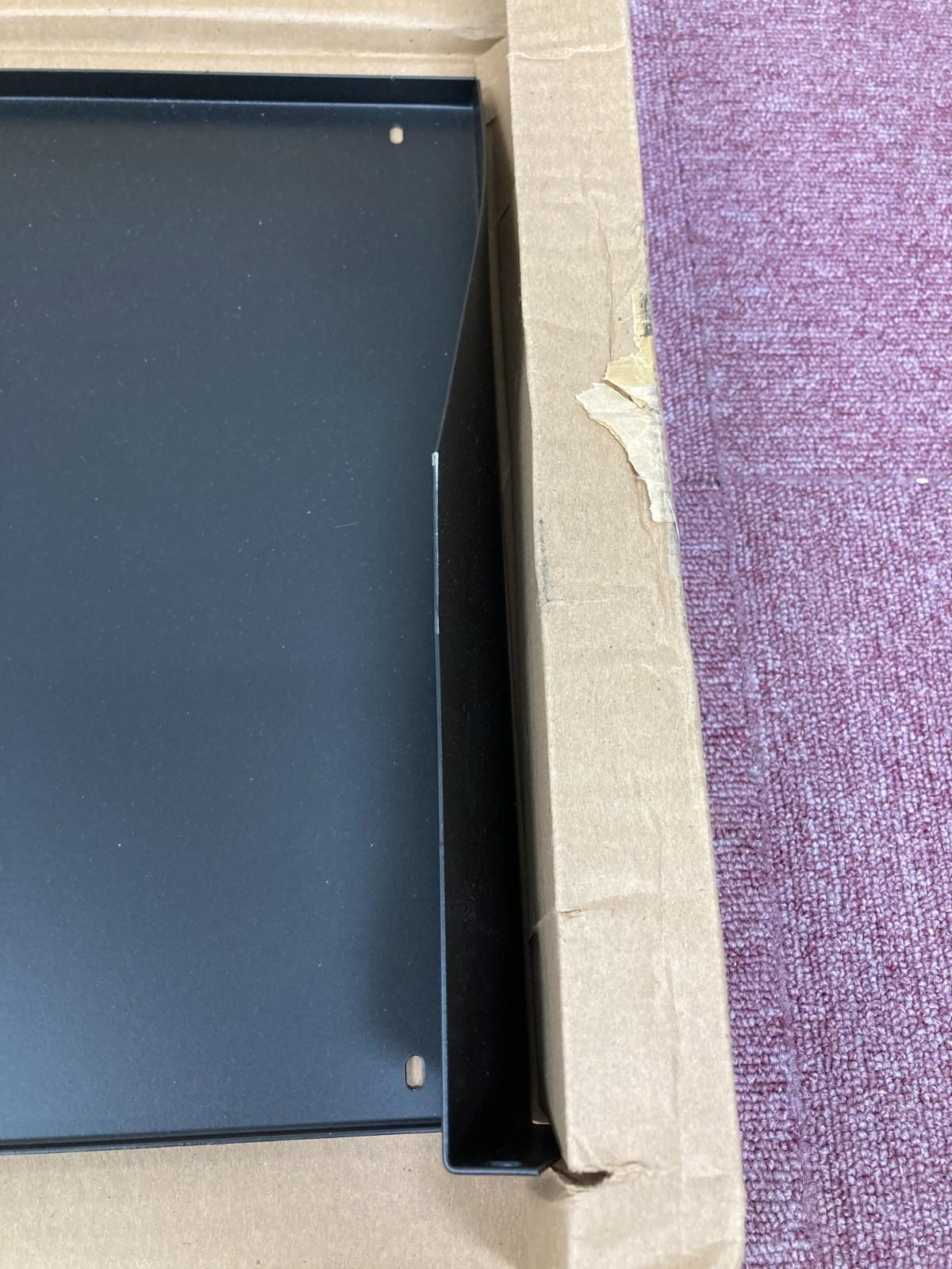 MIDDLE ATLANTIC (ミドルアトランティック) / U2 2Uトレイ C1031