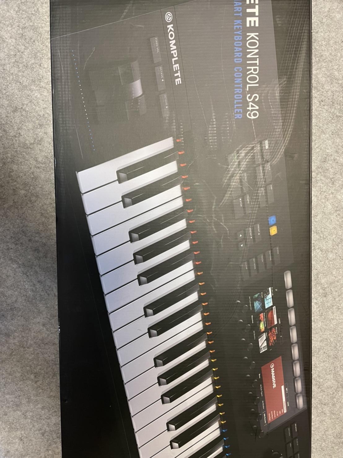 Native Instruments / Native Instruments KOMPLETE KONTROL S49 MK2 MIDIキーボード