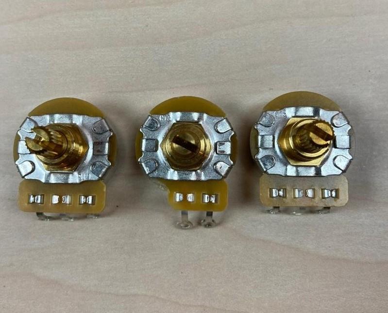 FENDER (フェンダー) / Vintage Noiseless Strat Pickups Set D0386