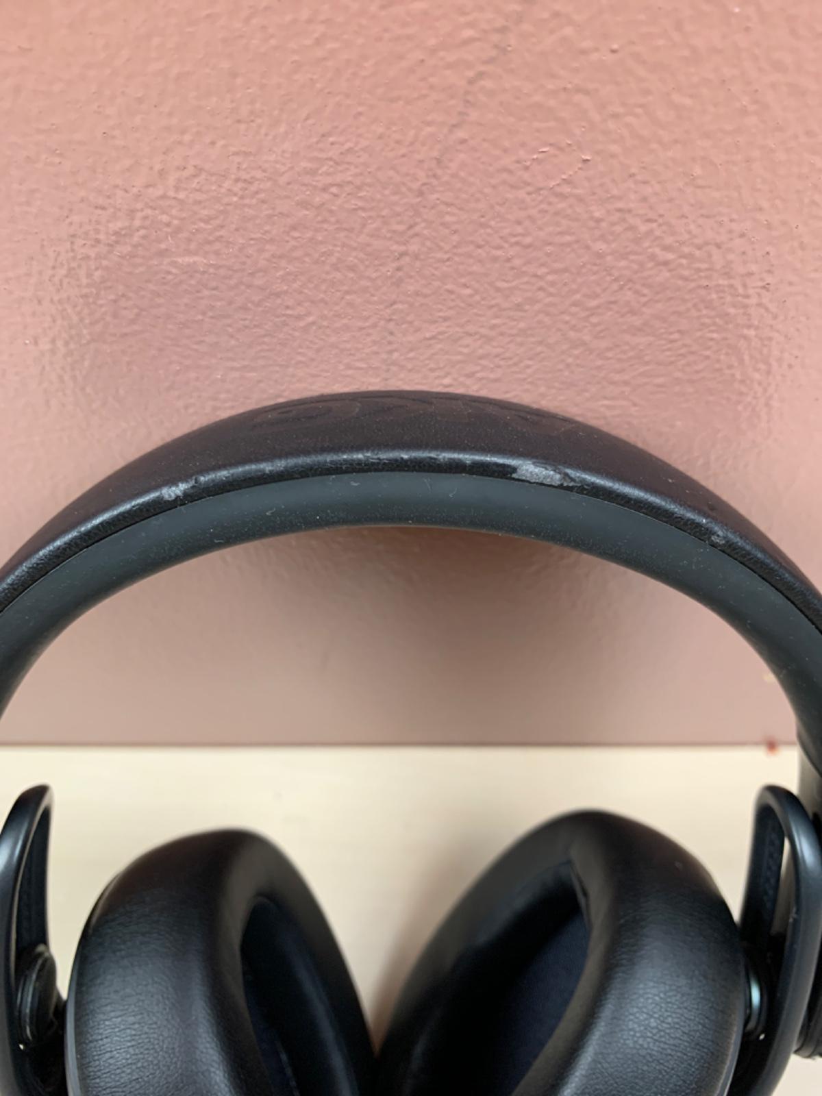 AKG (アーカーゲー) / K371 密閉型モニターヘッドホン D0393