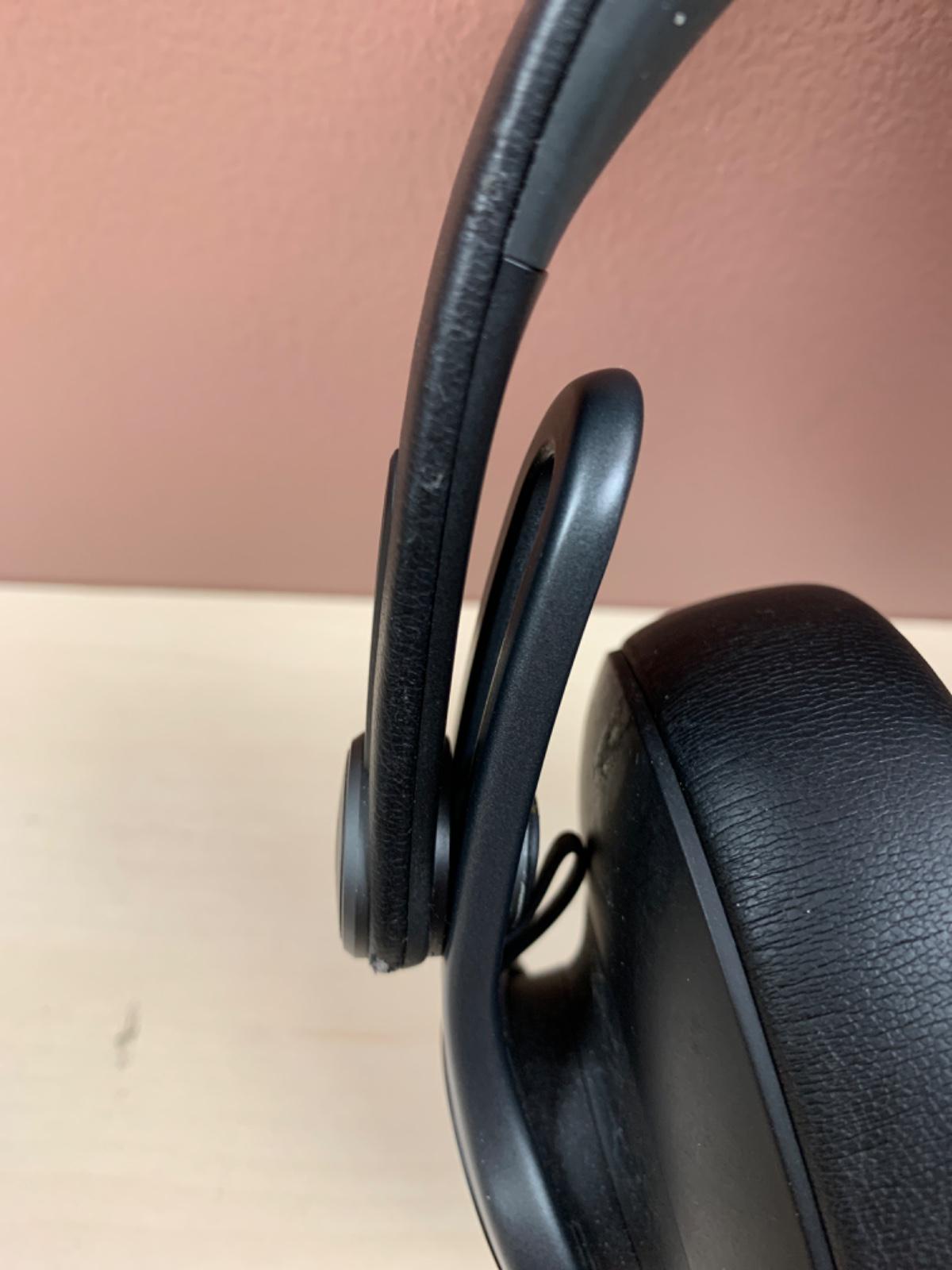 AKG (アーカーゲー) / K371 密閉型モニターヘッドホン D0393