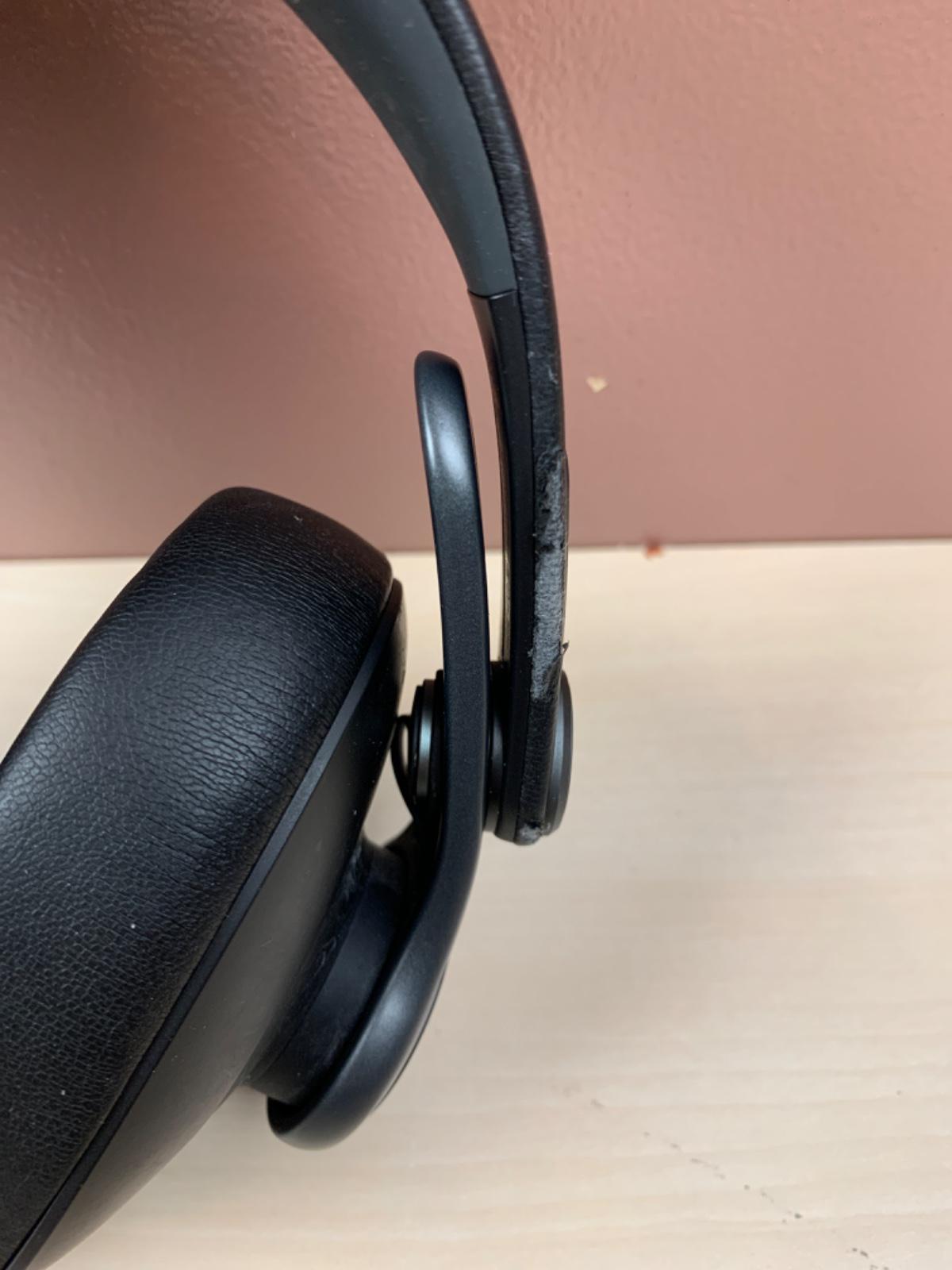 AKG (アーカーゲー) / K371 密閉型モニターヘッドホン D0393