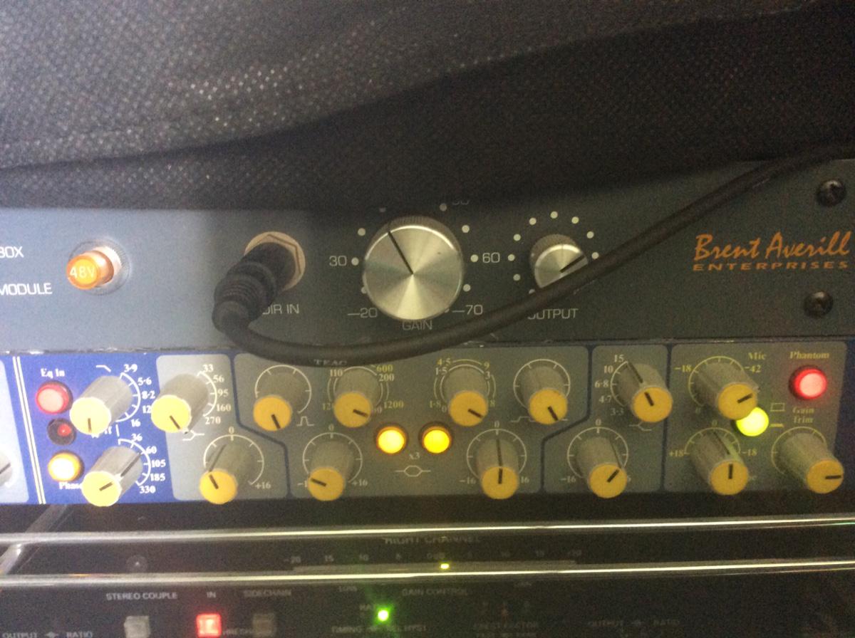 Focuslite (フォーカスライト) / 値下げ最終価格(6/1より値上げ) 90’s OLD NEVE ISA 115 HD 2ch マイクプリ EQ