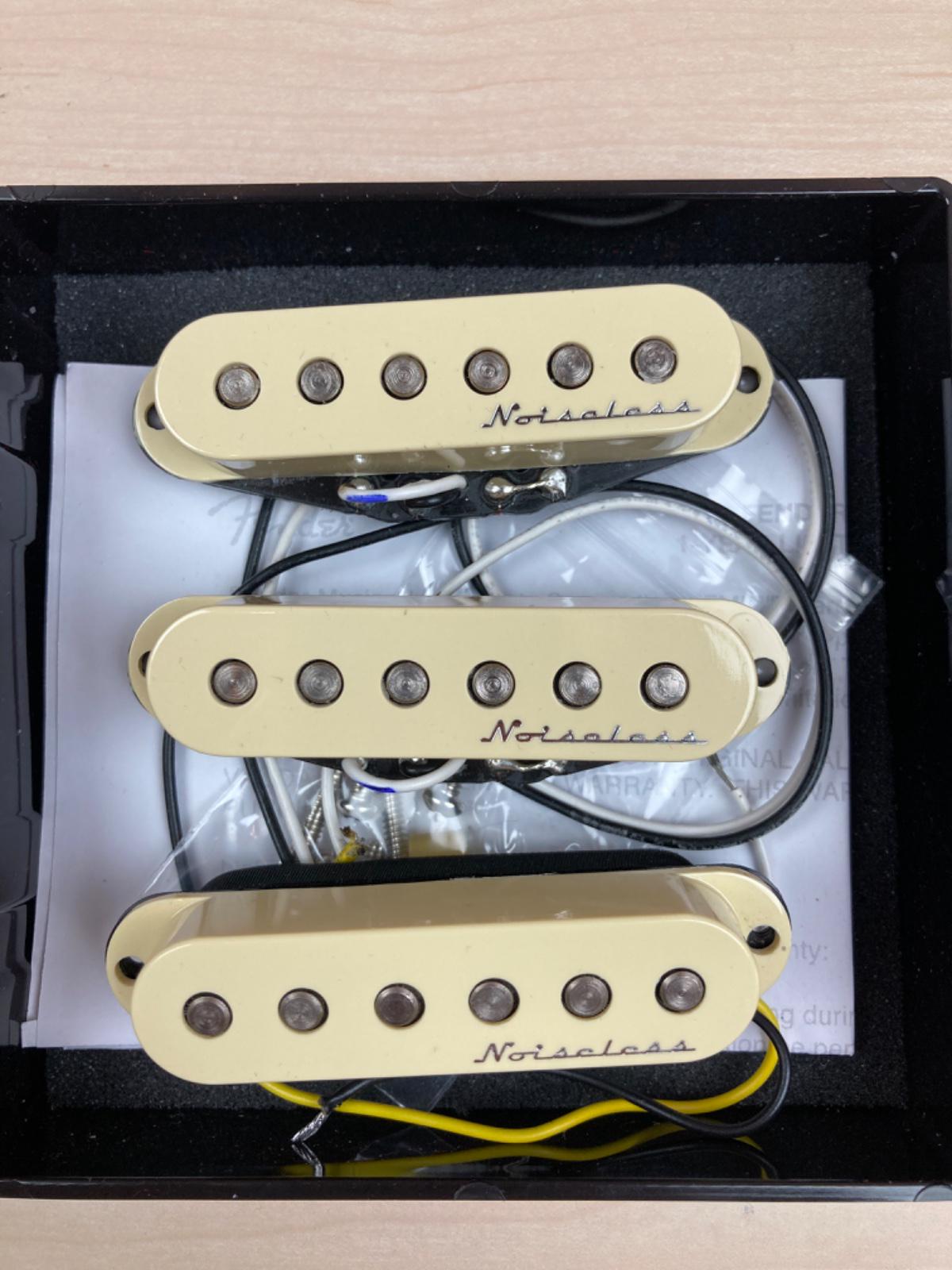 FENDER (フェンダー) / Hot Noiseless Strat PickUps Set D0506