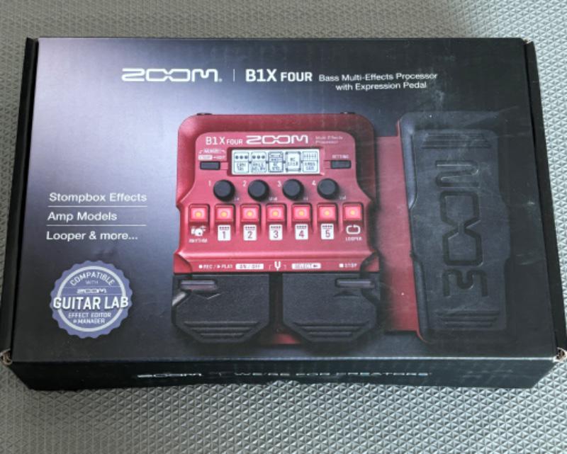 ZOOM (ズーム) / B1X FOUR ベース用マルチエフェクター