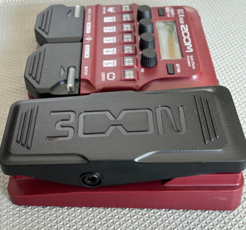 ZOOM (ズーム) / B1X FOUR ベース用マルチエフェクター