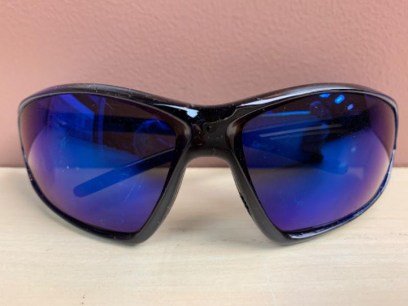 Global Truss / サングラス ブルー S0442