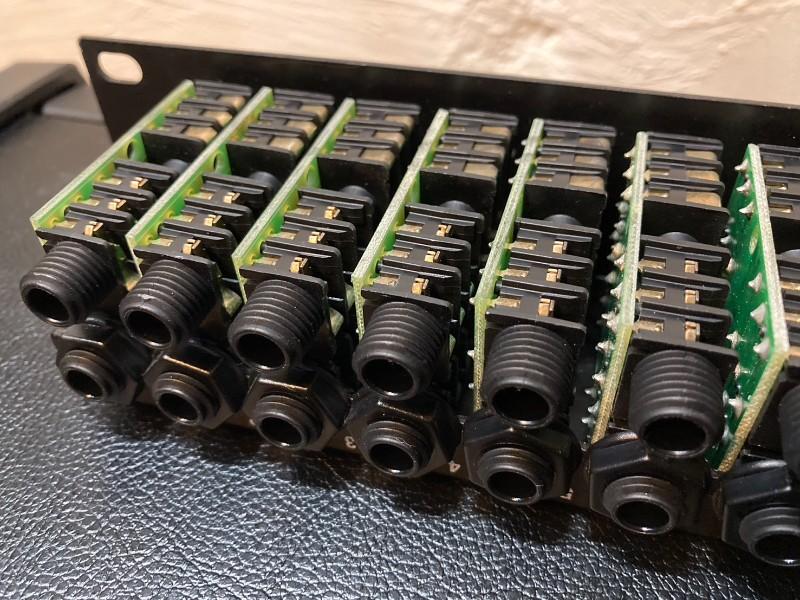 dbx (ディービーエックス) / PB48 パッチベイ