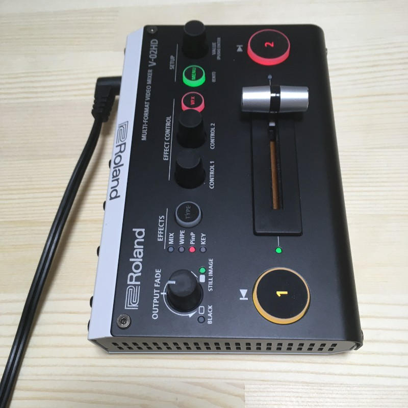 美品 Roland ローランド V-02HD ビデオ ミキサー スイッチャー VJ 