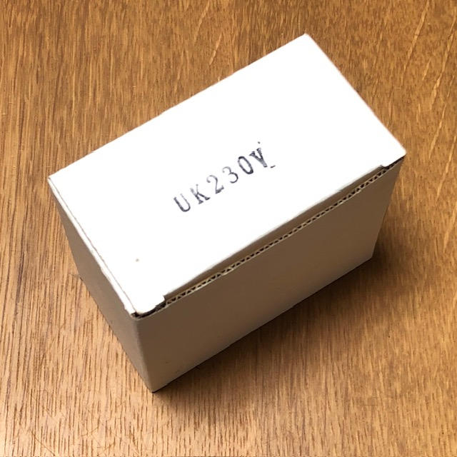 VESTAX (ベスタクス) / 専用電源アダプターDC-15UK 230V 500mA 極性センター+