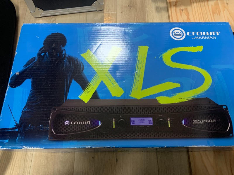 CROWN(クラウン) / XLS1502 ステレオ・パワーアンプ