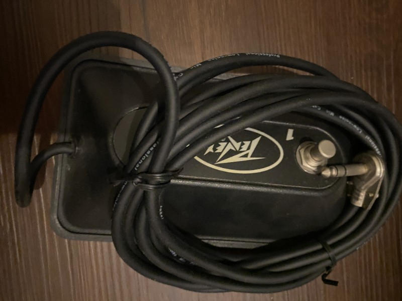 PEAVEY (ピーヴィー) / 【美品】BANDIT 112 ギターコンボアンプ