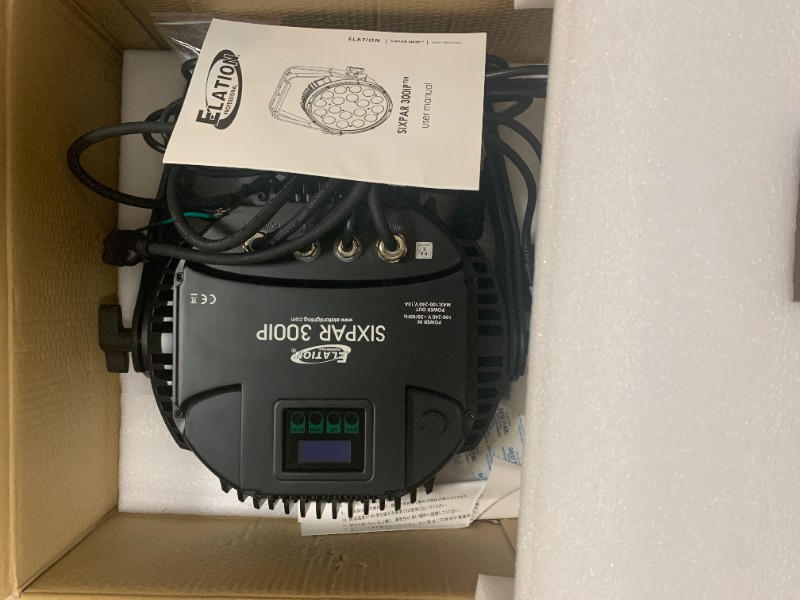 ELATION (イレーション) / SIXPAR 300IP LEDパーライト 未使用4台セット