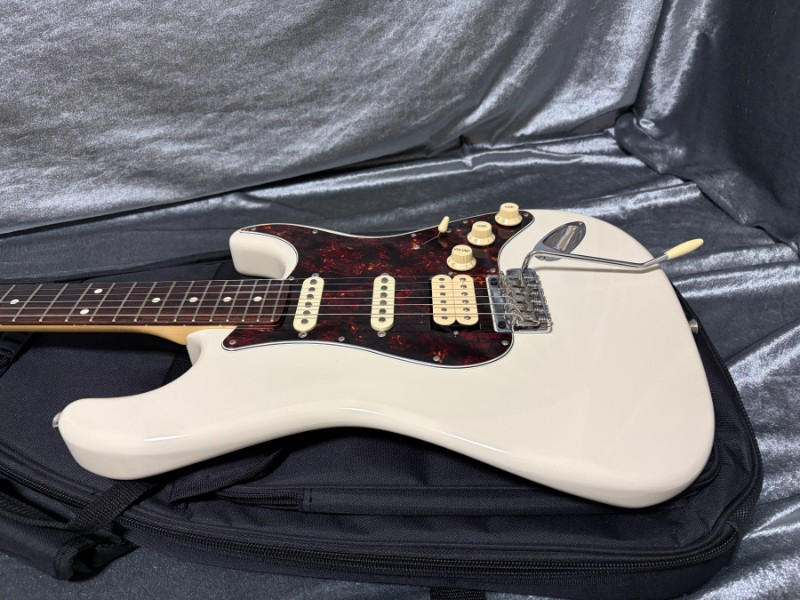 FUJIGEN (フジゲン) / 美品 NST11RAL Neo Classicシリーズ 国産 HSSレイアウト コイルタップ付