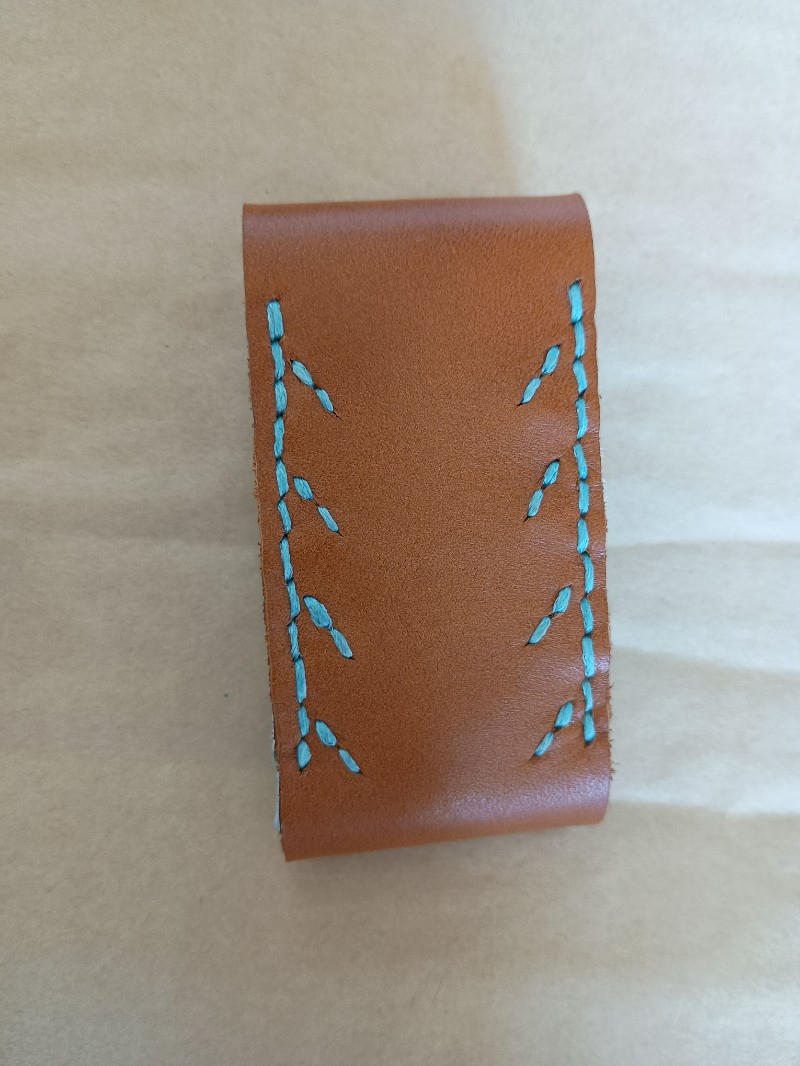 自作 / 手縫い革製ピックケース
