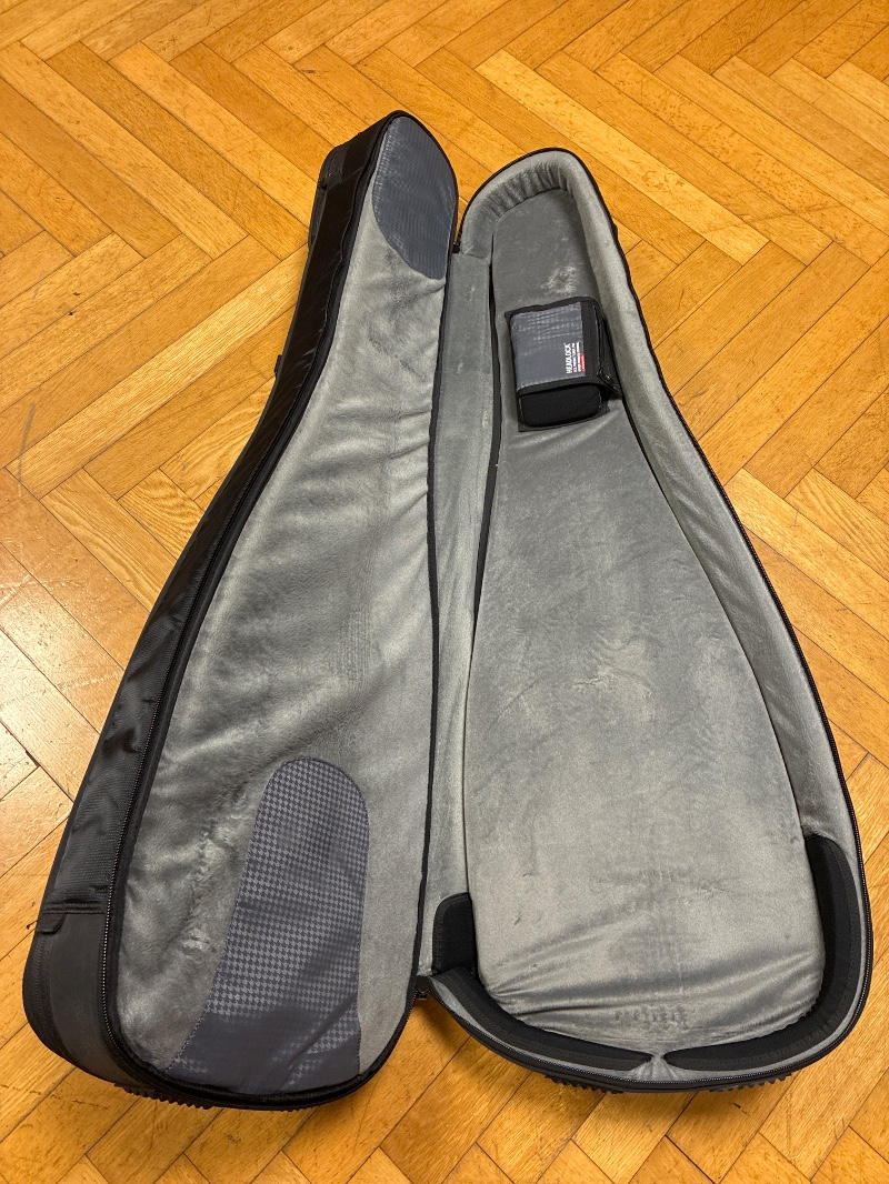 MONO (モノ) / M80 DUAL BASS CASE エレキベース用ギグバッグ 2本用 E0051