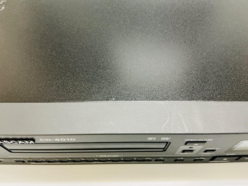 TASCAM (タスカム) / CD-6010 CDプレーヤー
