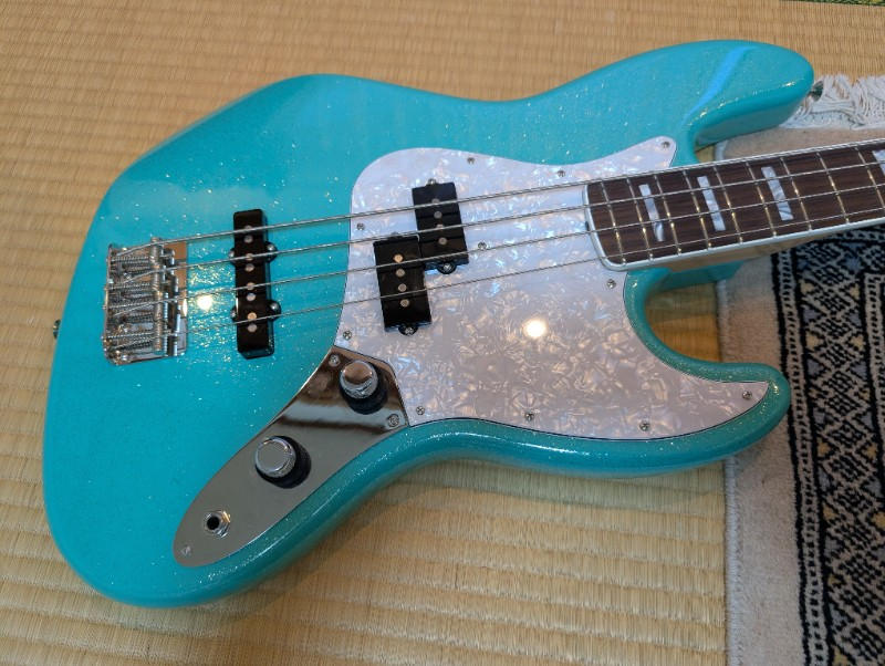 FENDER (フェンダー) / Fender Custom Shop Jazz (P/J) - Sea Foam Green Sparkle