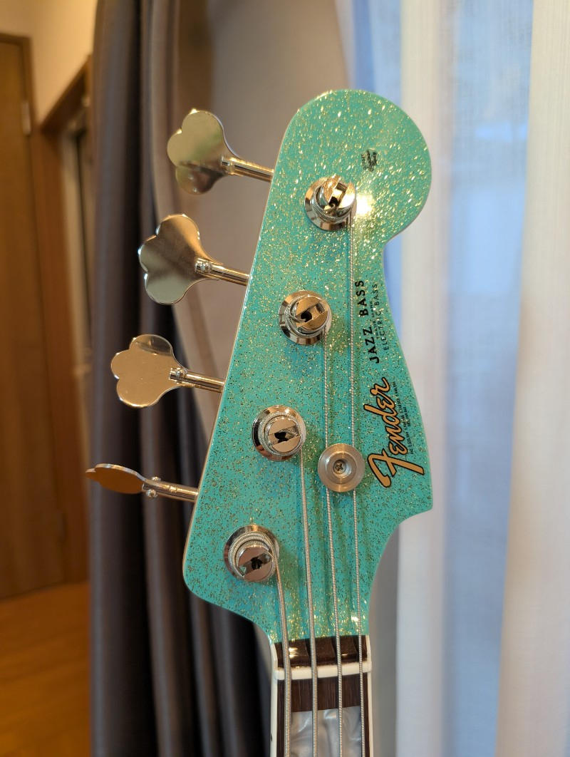 FENDER (フェンダー) / Fender Custom Shop Jazz (P/J) - Sea Foam Green Sparkle