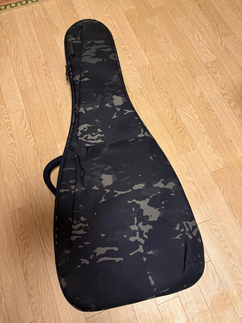 basiner / BRISQ-EG-BC BRISQ Electric Guitar Bag - Black Camo