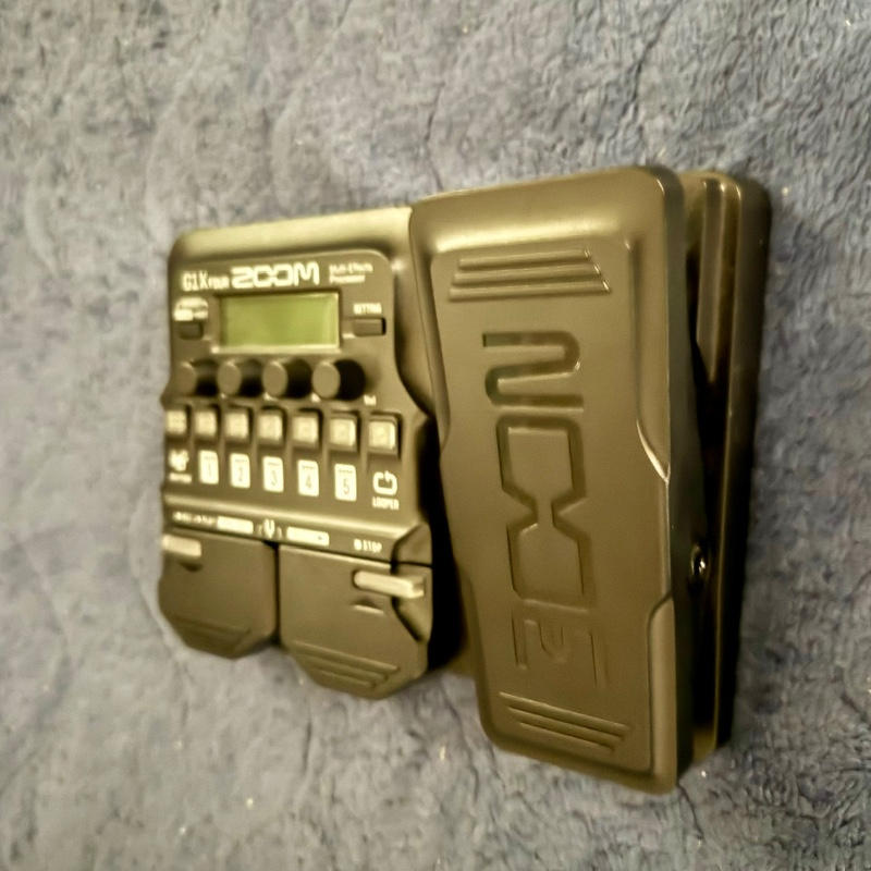 ZOOM (ズーム) / G1X FOUR ギター用マルチエフェクター