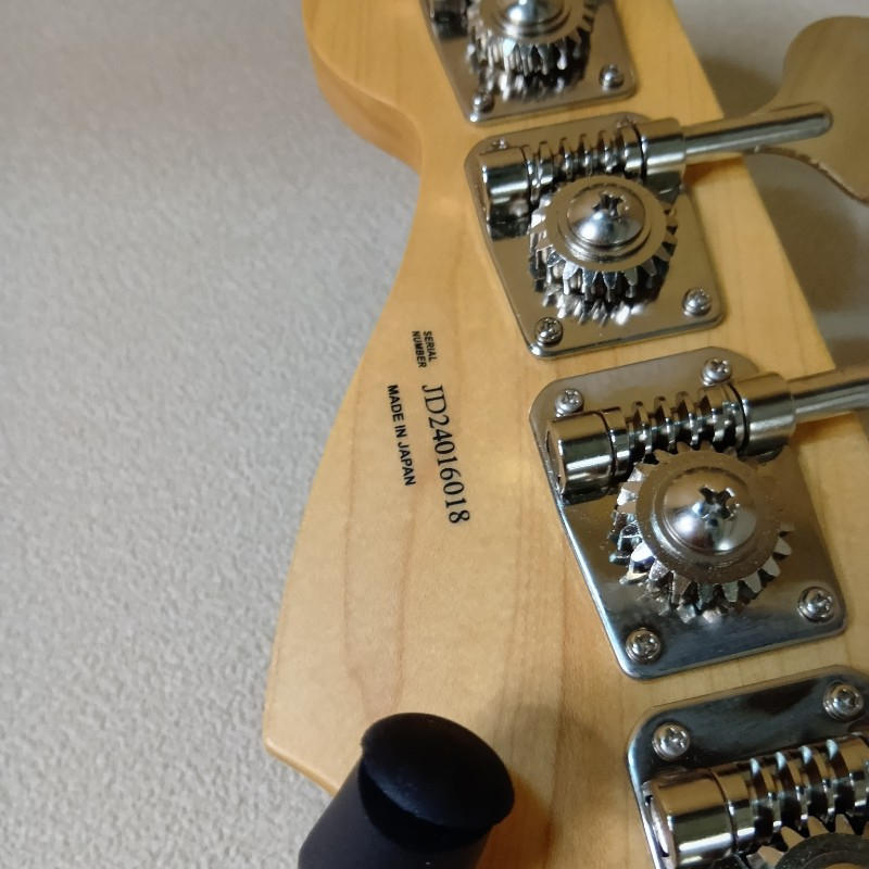 FENDER (フェンダー) / Fender MADE IN JAPAN HybridⅡ Jazz Bass シエナサンバースト×クリアピックガード