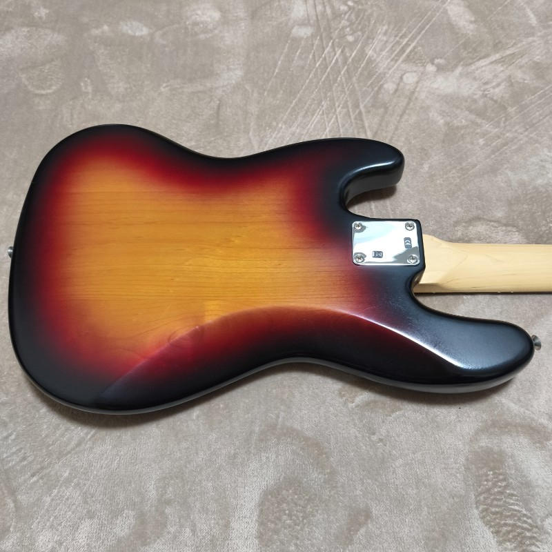 FENDER (フェンダー) / Fender BADASS 極薄 ラッカー 塗装 USA Highway One Jazz Bass 1 ジャズベース
