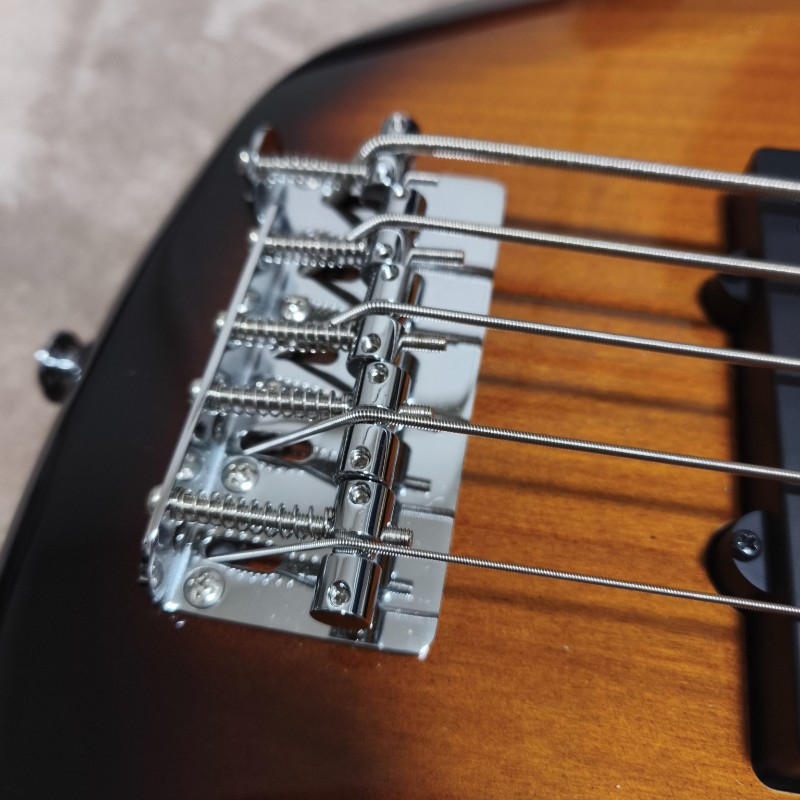 YAMAHA (ヤマハ) / 新品同様 5弦ベース ヤマハ YAMAHA BB435 BASS エレキベース