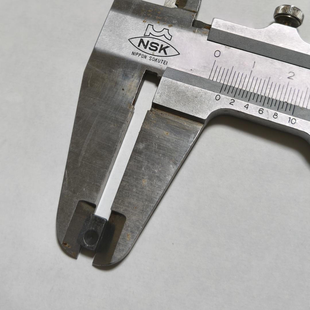 ノーブランド / トレモロ インサートブロック フロイドローズ タイプ ロック floydrose