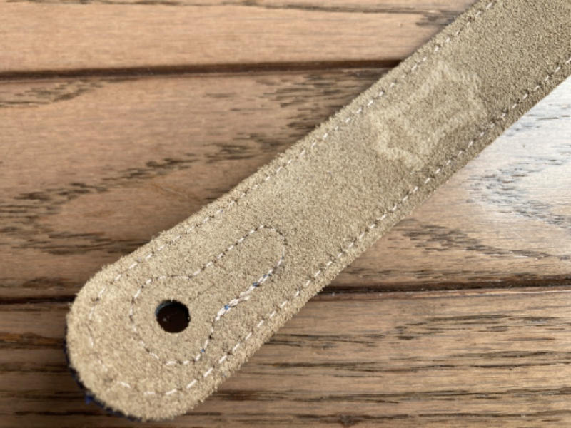 LEVY'S ( レヴィース ) / LEVY'S スエード/コンチョ/ビーズ ギター ストラップ CANADA made//キーホルダー付