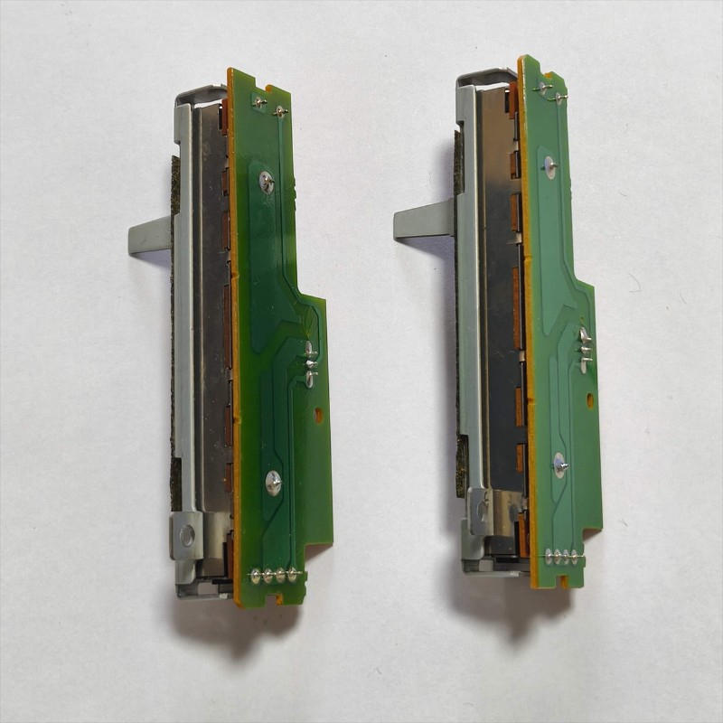 TECHNICS (テクニクス) / 未使用 2個セット Technics SH-EX1200 交換用 縦フェーダー DJミキサー用 修理 交換