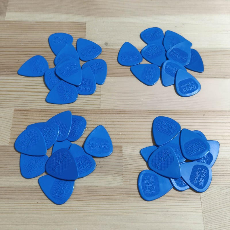 JIM DUNLOP (ジムダンロップ) / 40枚 お得 JIM DUNLOP 443R NYLON STD 1.07 mm ピック ナイロン Standard