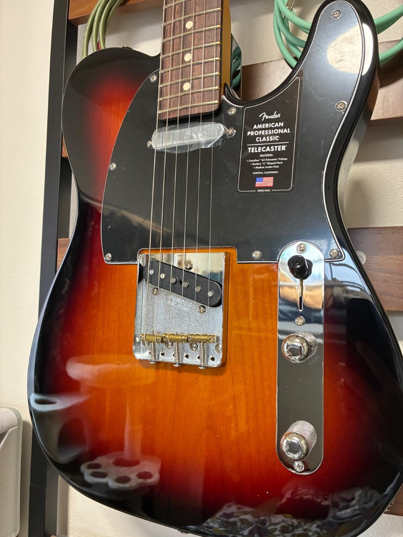 FENDER (フェンダー) / American Pro Classic Tele SSS M FB 3-Color Sunburst