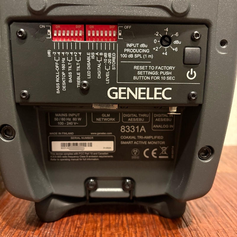 GENELEC (ジェネレック) / 8331AP ダークグレー ペア