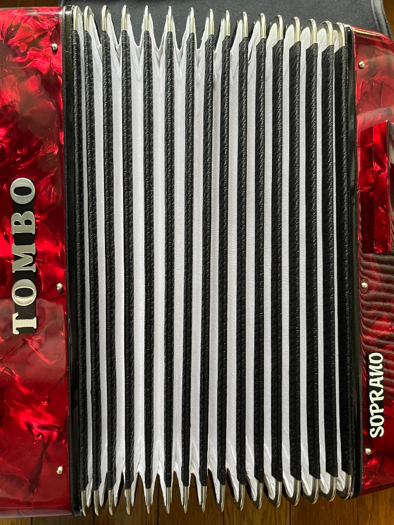 TOMBO / TOMBO TB-27S ソプラノアコーディオン ソフトケース付